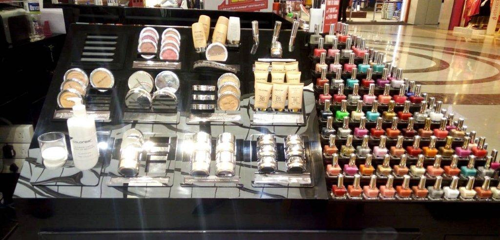 Color bar store at kumar pacific