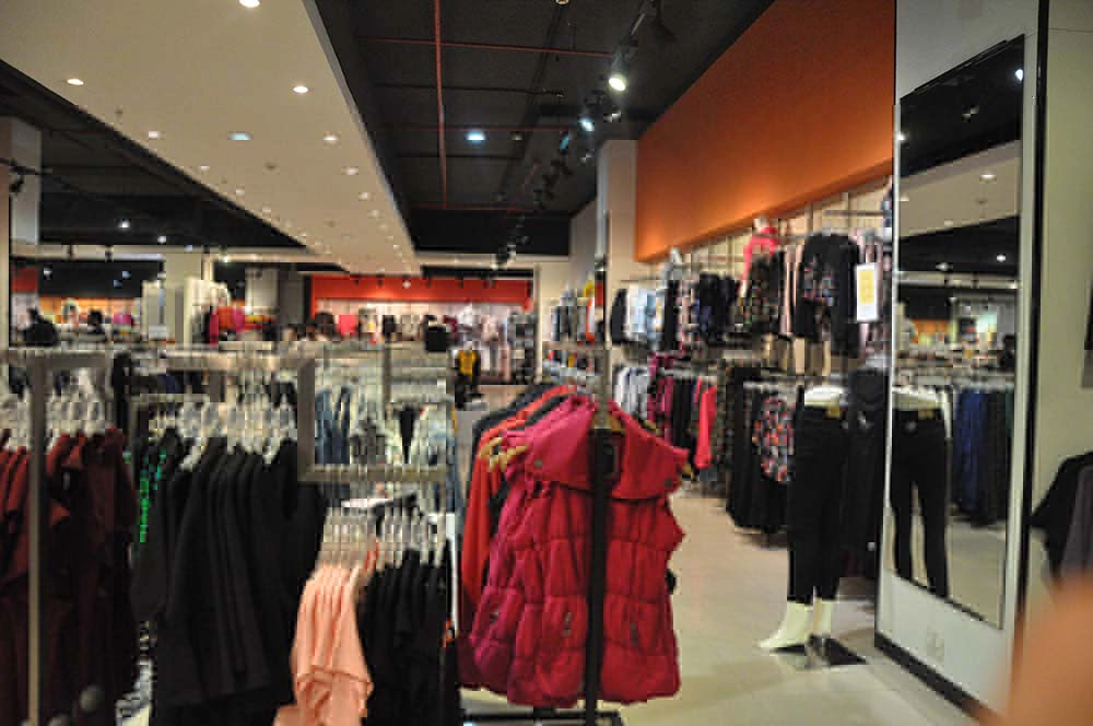 Globus store at kumar pacific