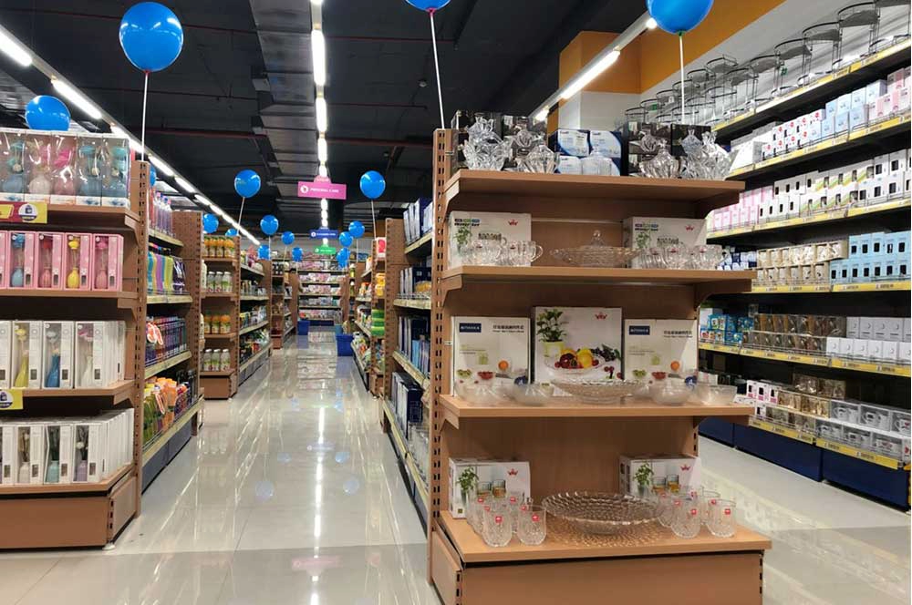 Super 99 store at kumar pacific