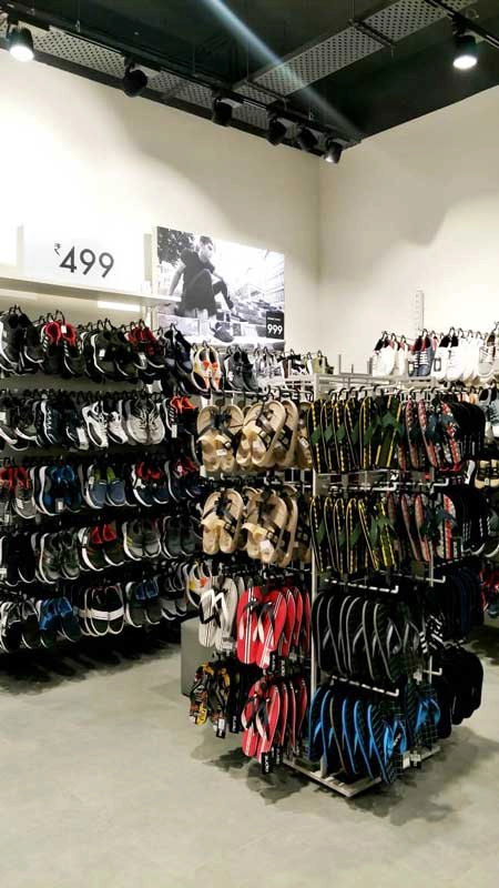 Toonz store at kumar pacific